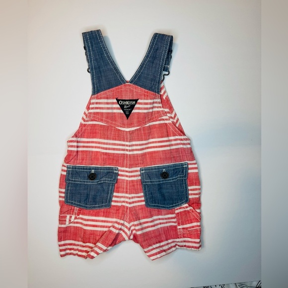 OshKosh B'Gosh Baby Shortalls 12 Months Boy Girl Red White Blue Shorts Overalls - Picture 2 of 3